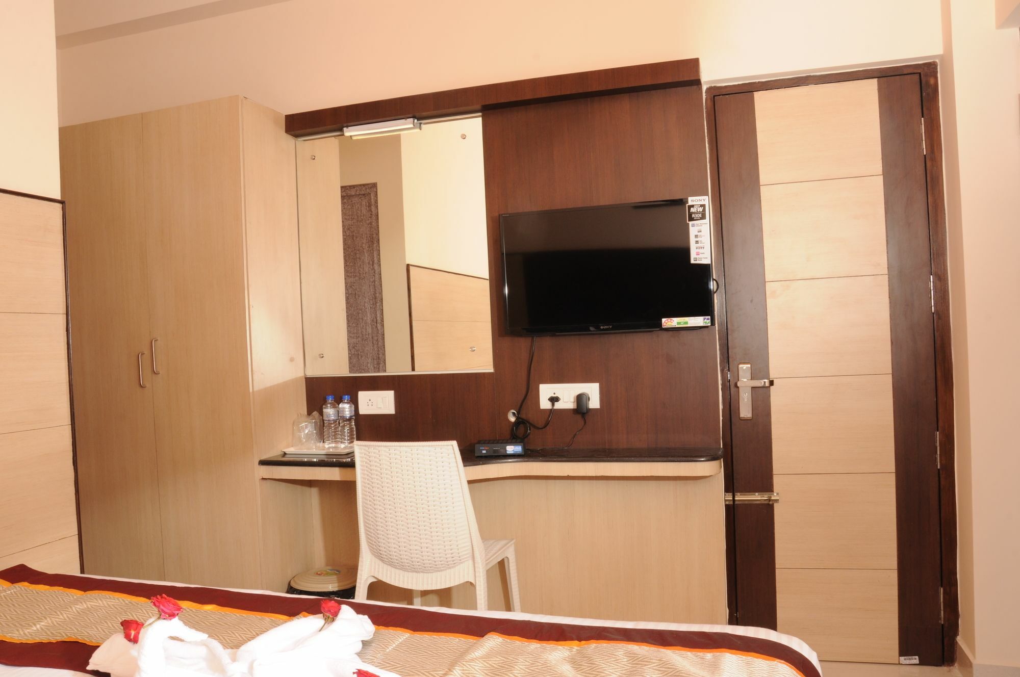Super Townhouse Chennai Near Airport Formerly Sai Bala Budget Exterior foto