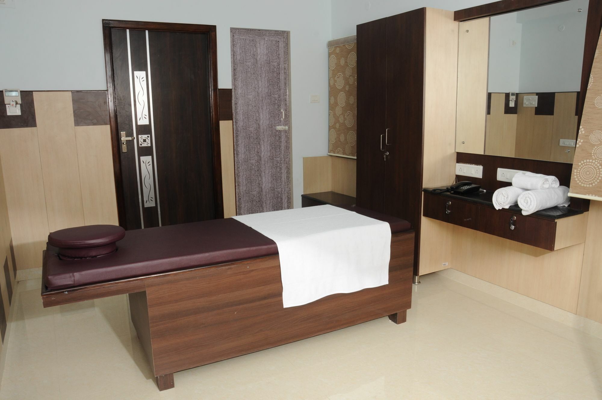 Super Townhouse Chennai Near Airport Formerly Sai Bala Budget Exterior foto
